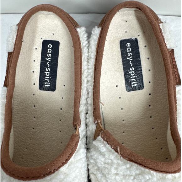 Easy Spirit Women's Terrave 2  Mule Clogs, Size 8 Wide - Picture 5 of 9